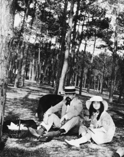 Debussy and Chouchou on holiday near Arcachon in 1916.