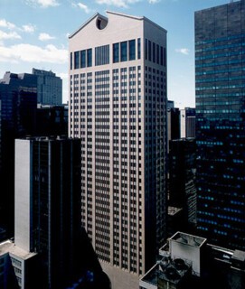 Philip Johnson’s AT&T building (1984).