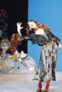 Kate Bush performing ‘Wuthering Heights’, 1978.