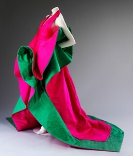 Evening dress of silk, designed by Roberto Capucci, 1987-88. Courtesy Roberto Capucci Foundation. Photo © Victoria and Albert Museum.