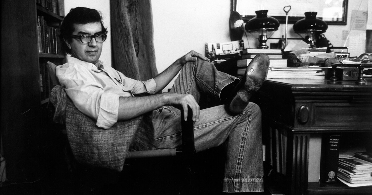 J. Robert Lennon · Buffalo Bones: Larry McMurtry’s American West